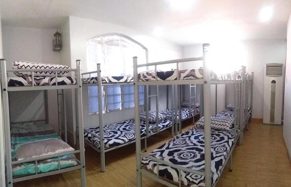 Mang Ben Dormitory Quezon City Exterior photo